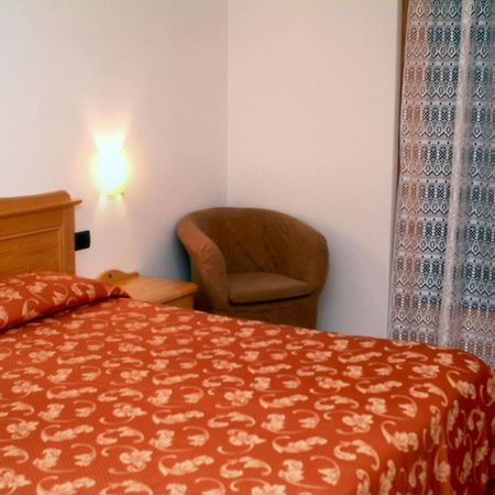 Hotel Sole Кастионе дела Презолана Екстериор снимка